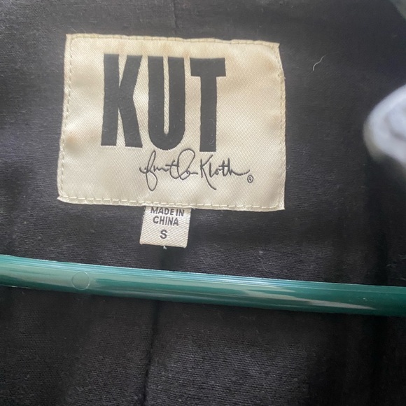 Leather jacket - Picture 2 of 4